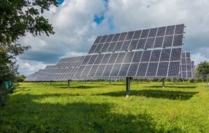 photovoltaic-system-g3102c8edd_1280(https:::pixabay.com:photos:photovoltaic-system-solar-2742302:)-sebastian-ganso