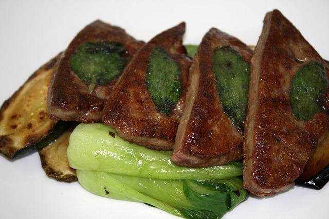 cooked calf's liver