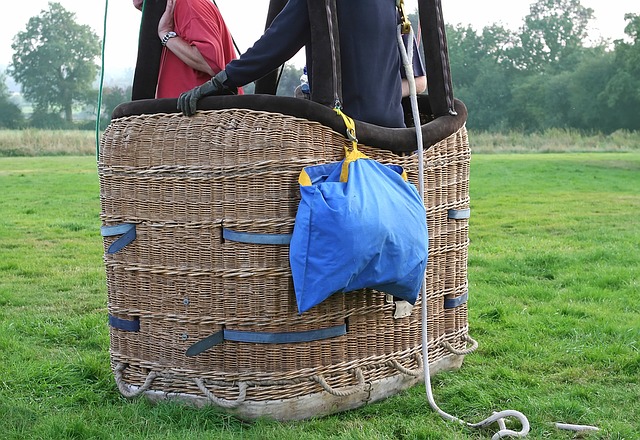 balloon gondola