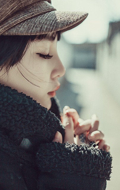 young woman praying