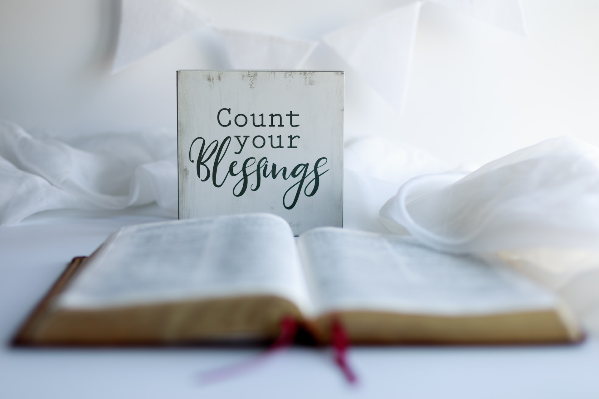 count-your-blessings-bible-sixteen-miles-out-dbD-7BQDMJk-unsplash(https-::unsplash.com:photos:happy-birthday-to-you-card-dbD-7BQDMJk)