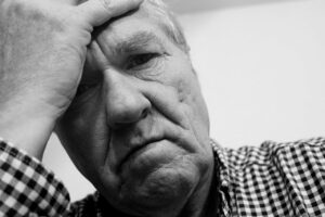 despair-1235583_1280(https:::pixabay.com:photos:despair-alone-being-alone-archetype-1235583:)-gerd-altmann