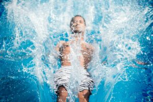 falling-into-water-ibrahim-rifath-Ejty92iSMXU-unsplashhttpsunsplash.comphotosEjty92iSMXU