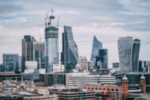 city-london-joao-barbosa-iSZJxklblkw-unsplash(https-::unsplash.com:photos:iSZJxklblkw)