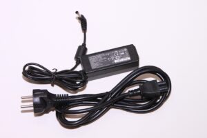 power-adapter-87967_1280(https-::pixabay.com:photos:adapter-black-electronics-ion-87967:)-emilian-robert-vicol