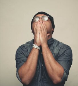man-with-hands-on-face-pexels-wallace-chuck-2941570(https-::www.pexels.com:photo:man-holding-his-face-2941570:)